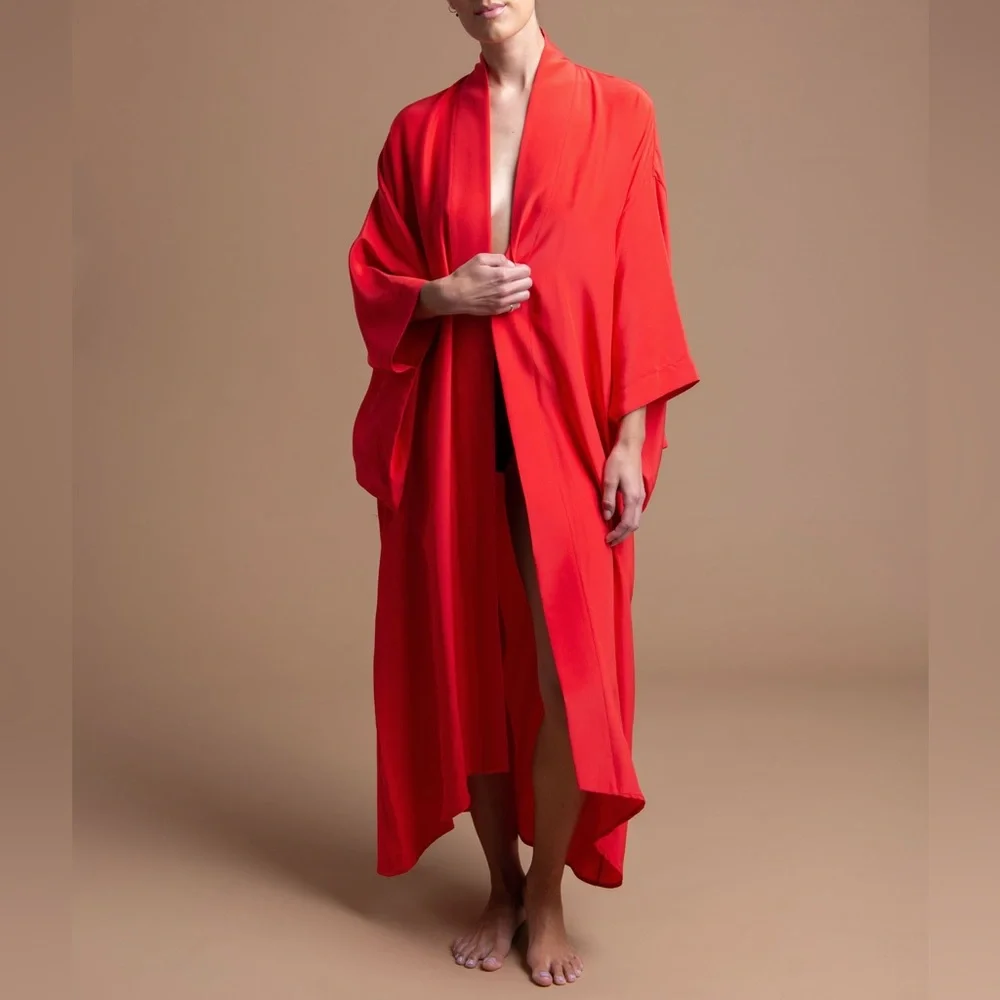 Designer Silk Red Long Kimono Robe NWT 100% Italian Silk One Size Mother’s Day! - Picture 2 of 5